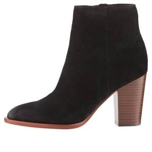 Sam Edelman Blake Bootie - size 6