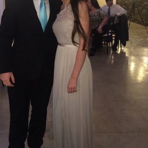 David’s Bridal Size 2 gown