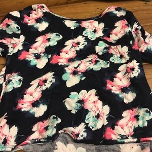 Floral front pocketed shirt by Abercrombie kids
