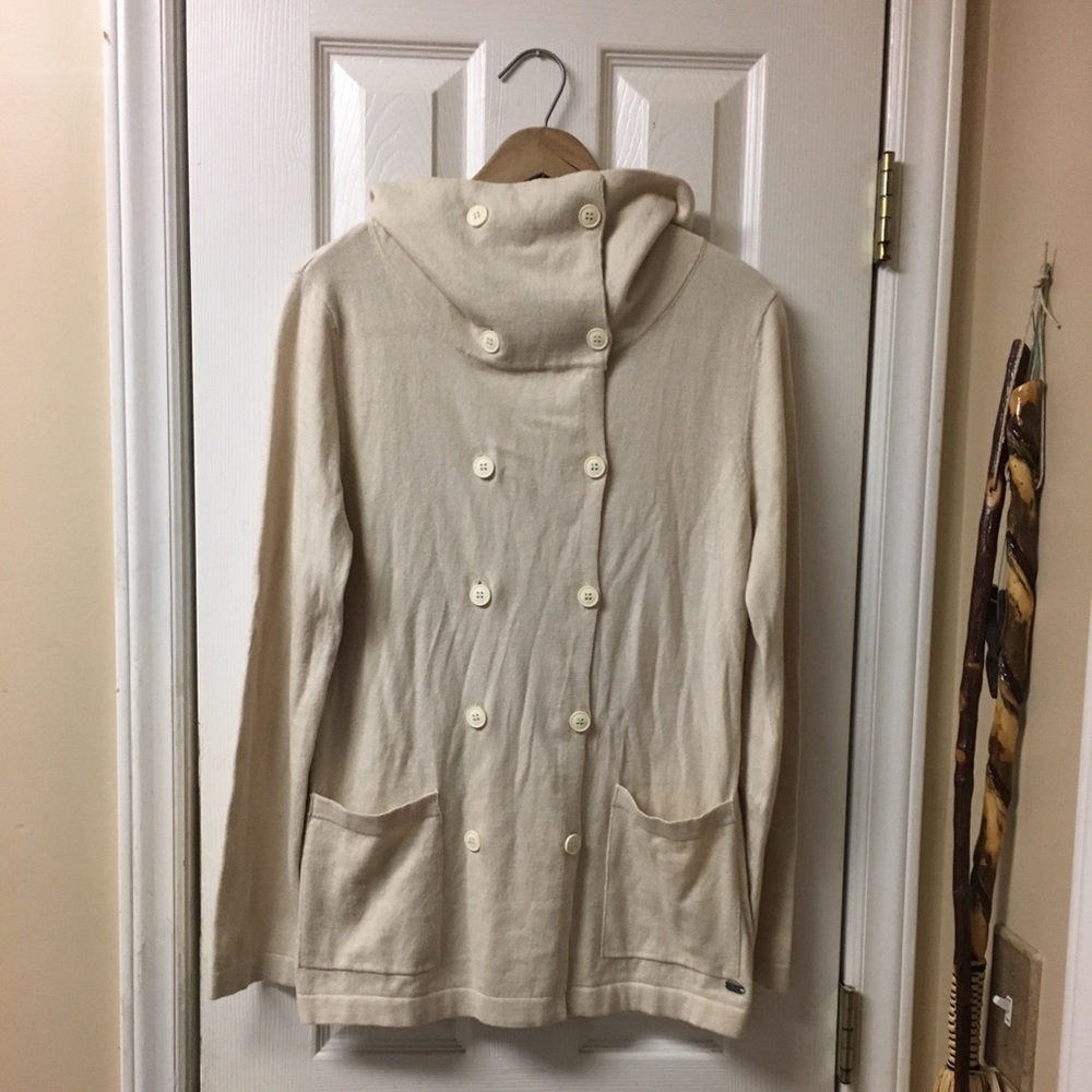 Carve Women’s sweater cardigan