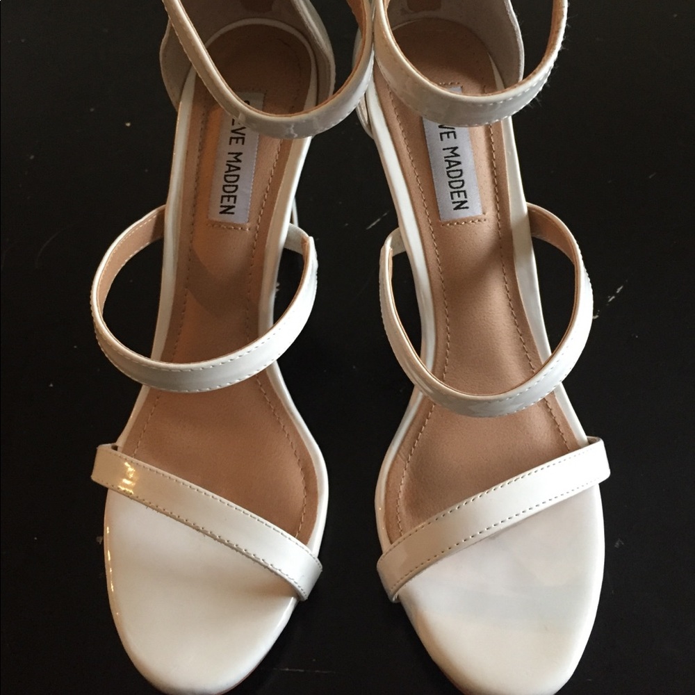 White Steve Madden Pumps