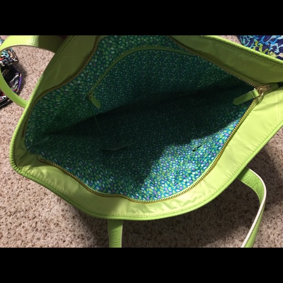 Poly tote - Picture 3 of 3