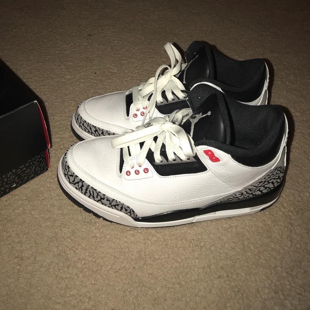 Retro Jordan 3s Men’s size 8 🔥