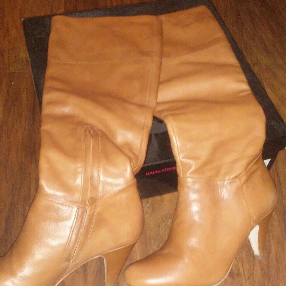 Steve Madden Leather boots