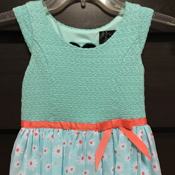 Girls Dress - Picture 1 of 4
