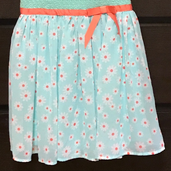 Girls Dress - Picture 4 of 4