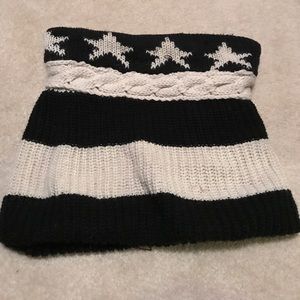 Knit infinity scarf