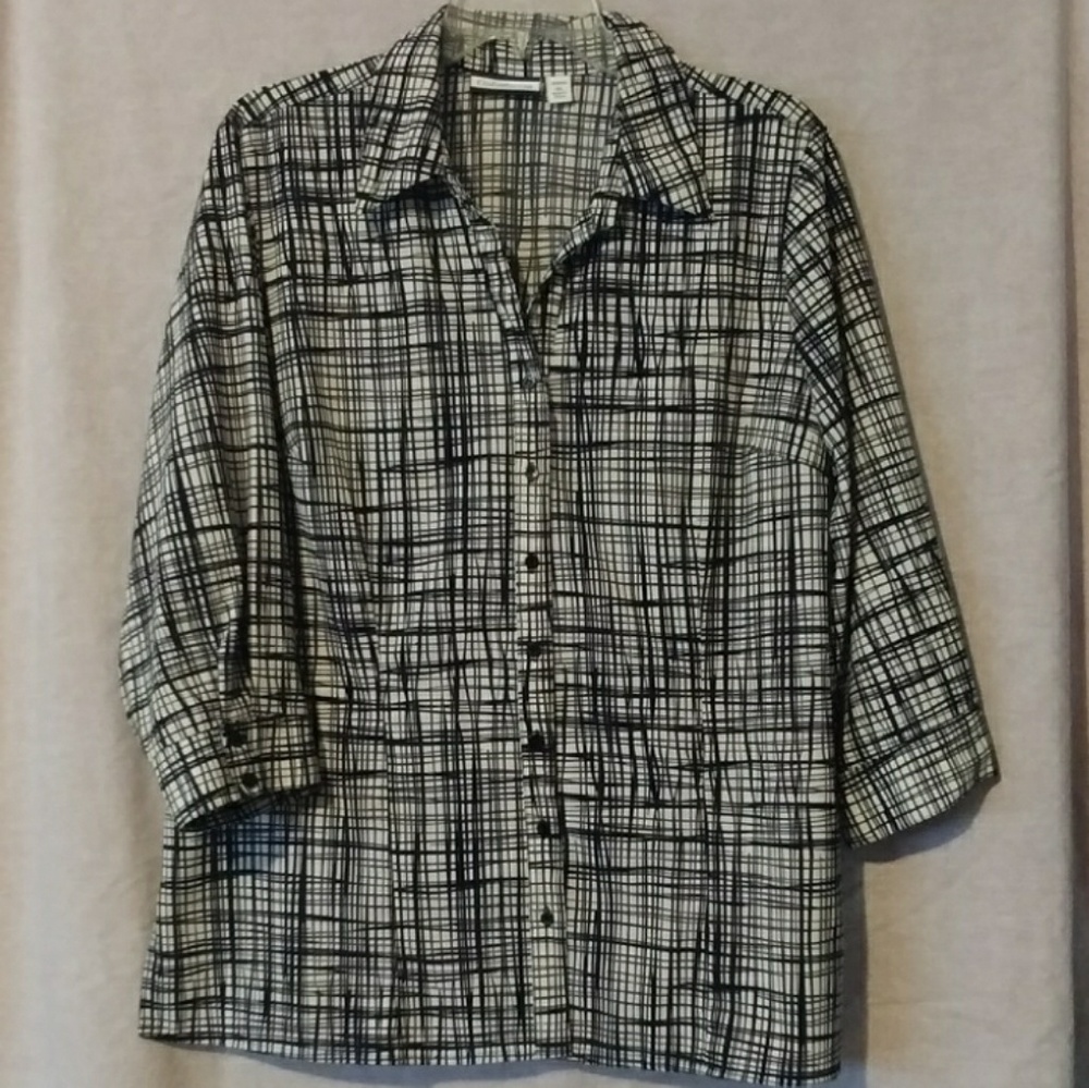Graphic print button shirt