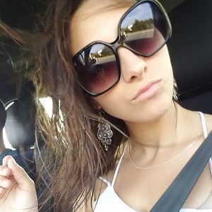 Meet your Posher, Allie