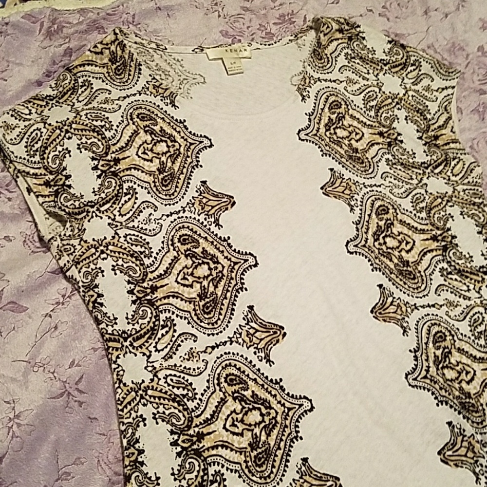 SOLD Kenar linen blend tee