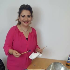 Meet your Posher, Nour