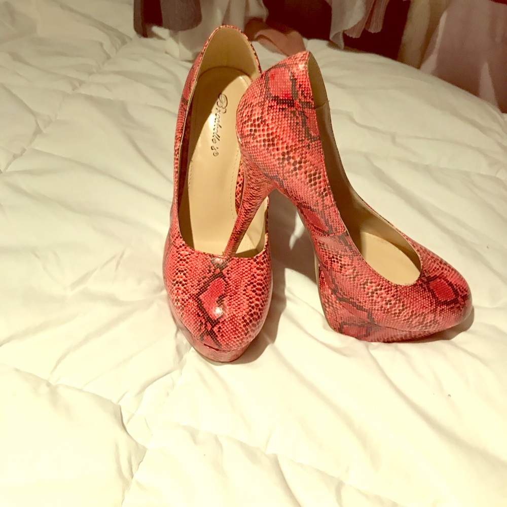 Pink snake high heels