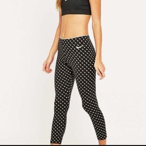 Nike Leggings!!