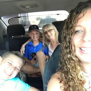 Meet your Posher, Casey