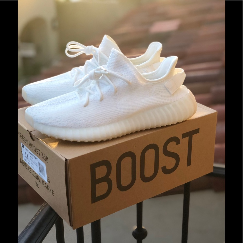 Creme yeezys size 11