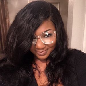 Meet your Posher, April