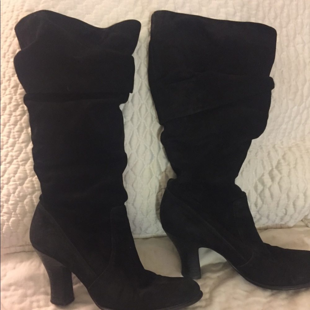 Nine West black slouchy boots