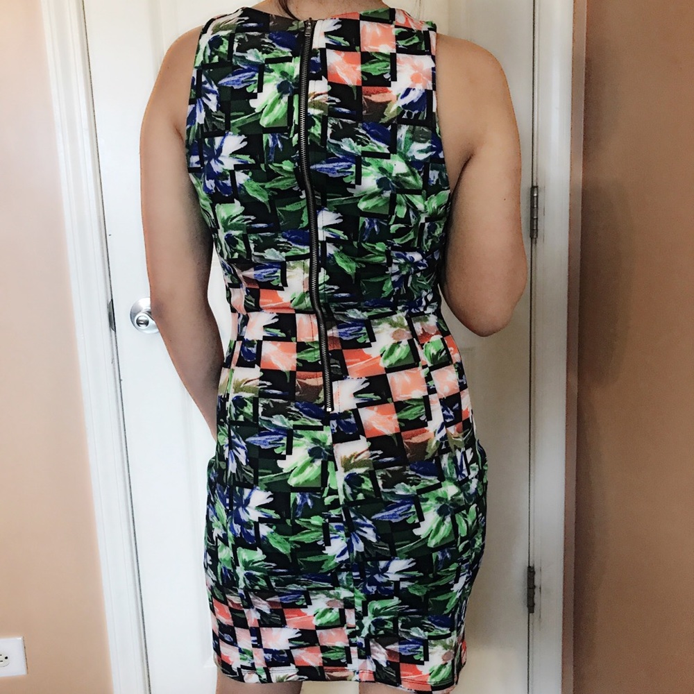 Dress - Short LE