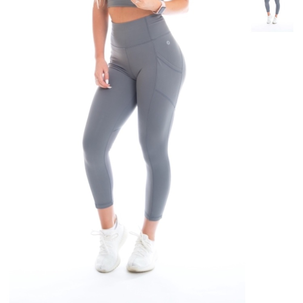 Cristina x paragon allure leggings smoked pearl