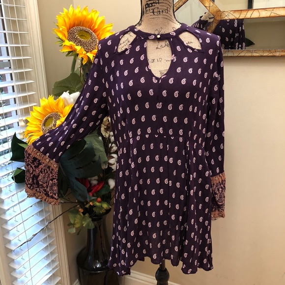 boutique Dresses & Skirts - 💜Live 4 Truth must-have BOHO paisley plum dress!