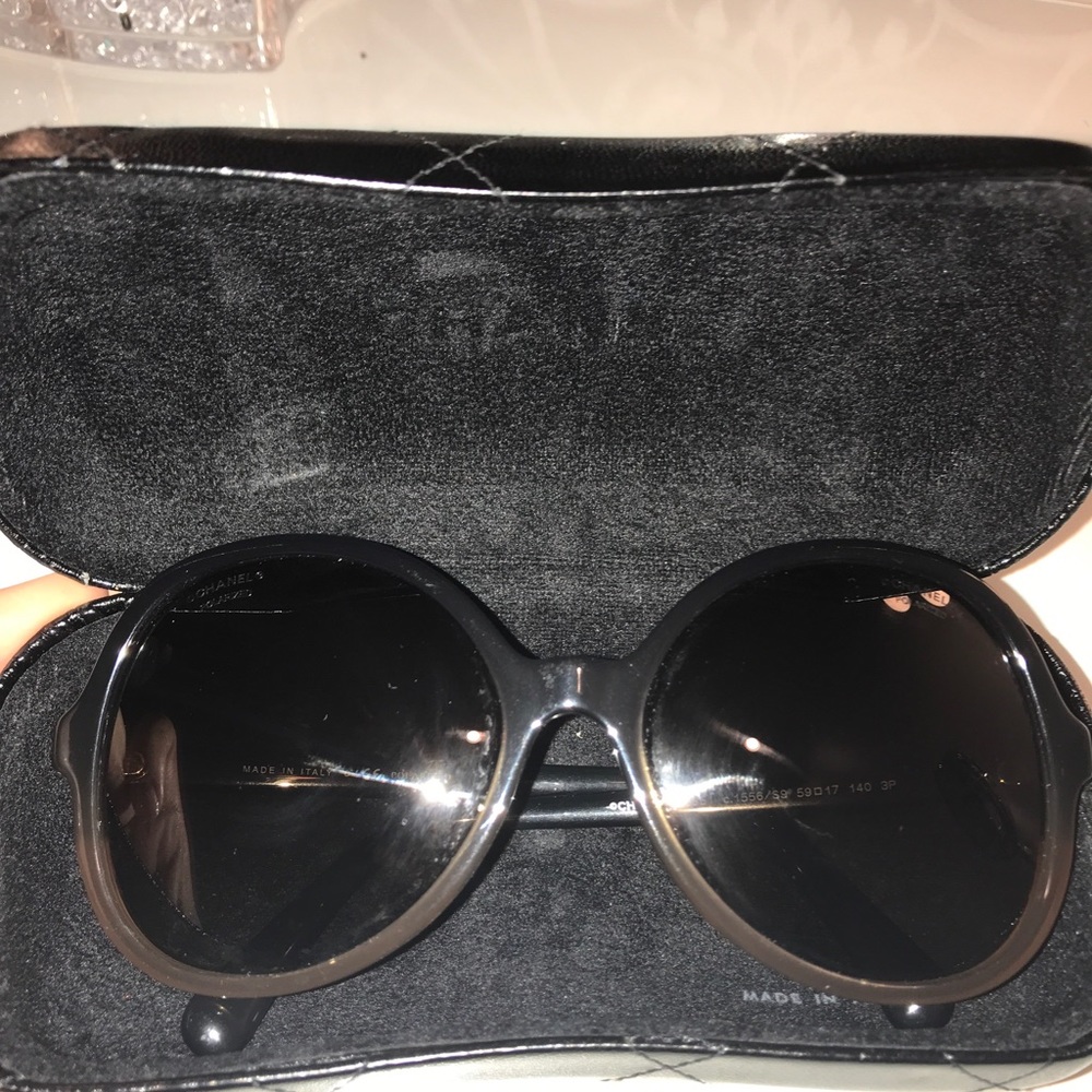 Chanel sunglasses, 5351 polarized, never used
