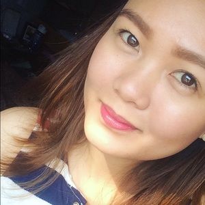 Meet your Posher, April