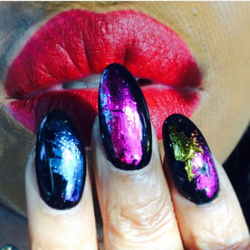 Meet your Posher, Julia