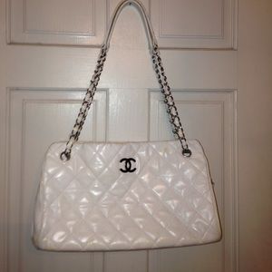 White vintage chanel handbag***retail price $4000