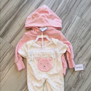 Carter’s 3 piece terry cotton set.  9M.  NWT.