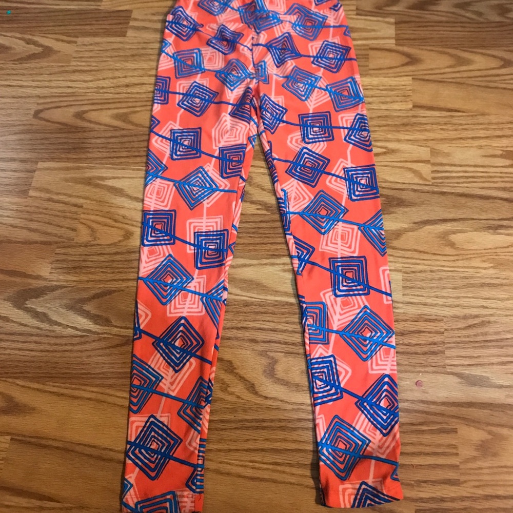 One size (OS) Lularoe leggings