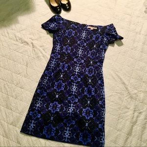 !SALE! Off-the-shoulder blue patterned dress
