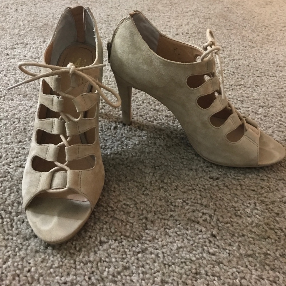 Women heels