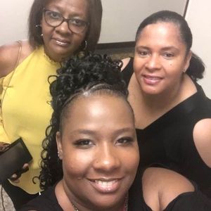 Meet your Posher, Rhea