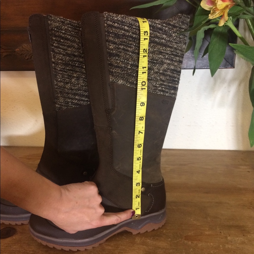 Women's Merrell Eventyr Cuff Leather Boots