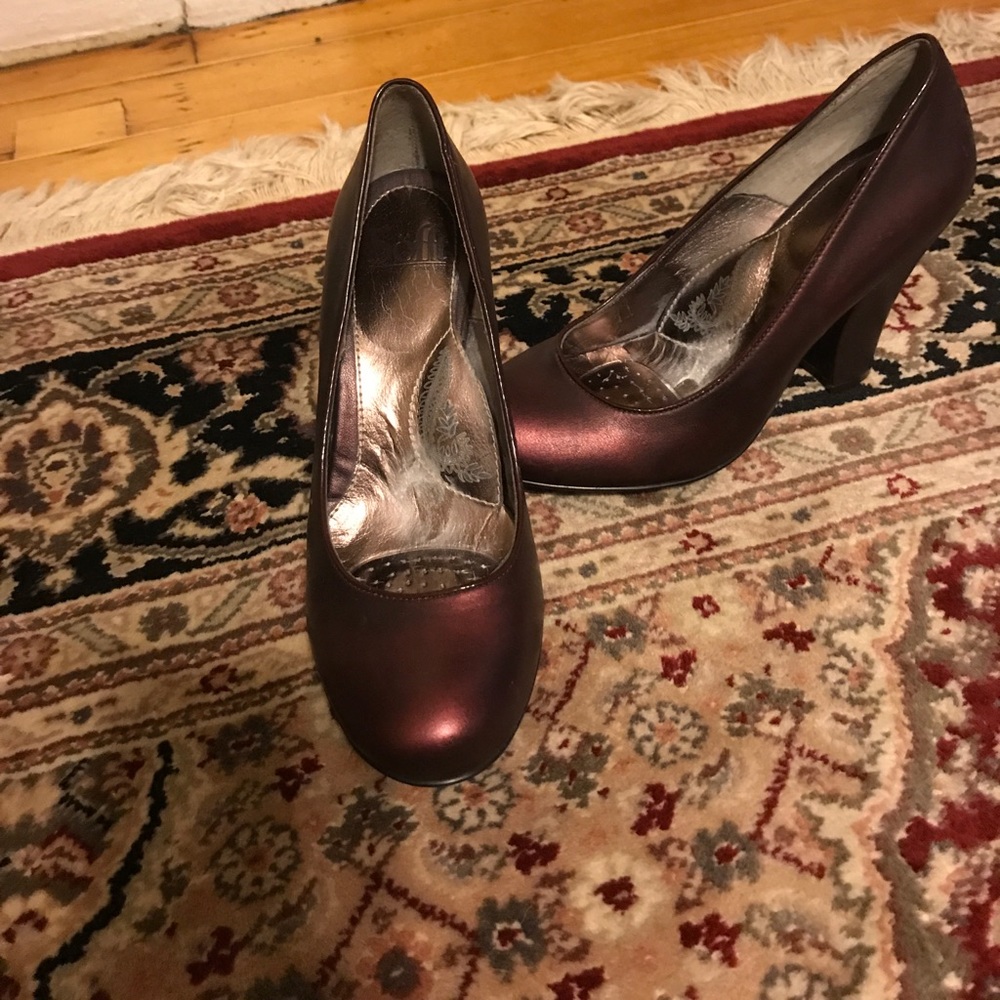 Sofft Ruby Red Slippers - image 1