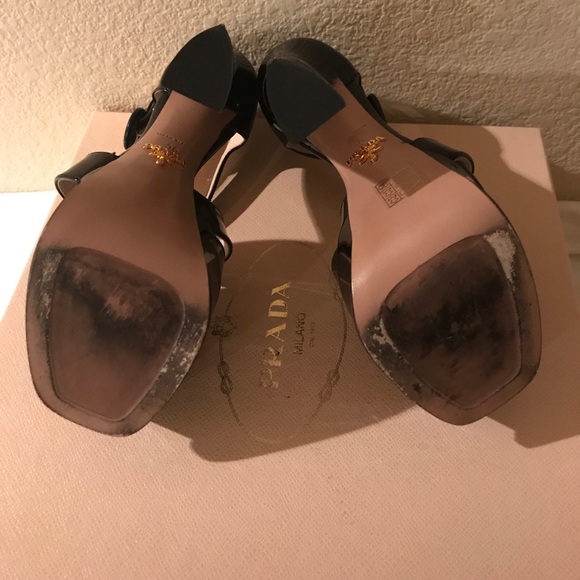 LAST CHANCE!! Authentic Prada Calzature Donna - Picture 4 of 8