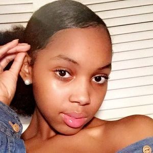 Meet your Posher, Keithan