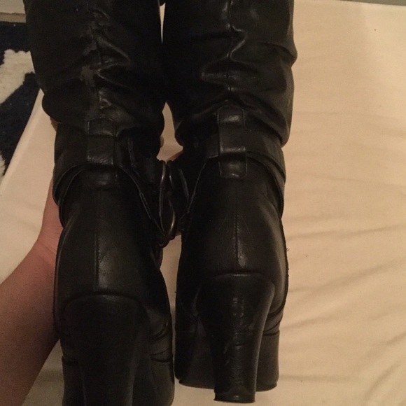 Black winter boots - Picture 4 of 4