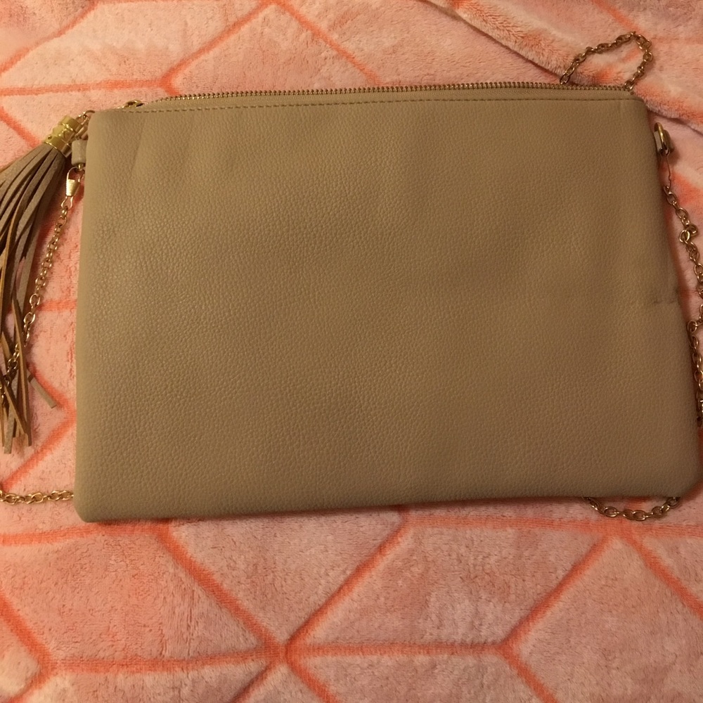 LF crossbody - Picture 4 of 4