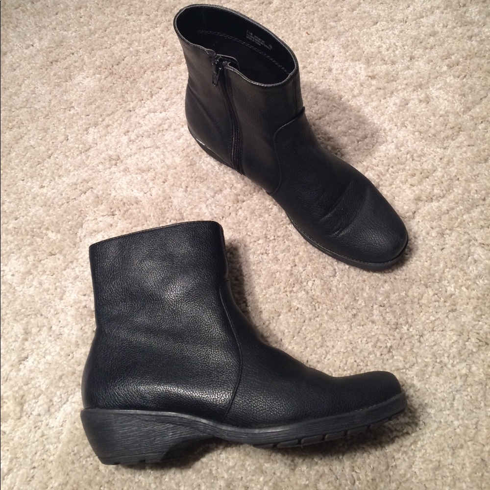 Aerosoles Booties - sz 7.5