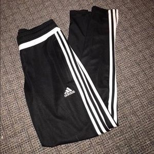 Adidas soccer sweats small