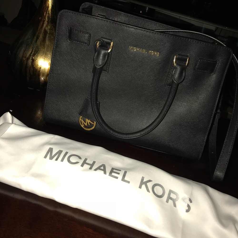 Michael kors purse