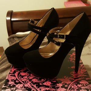 Black heels