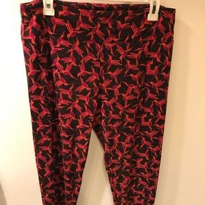 Tall and Curvy LLR hummingbird leggings!
