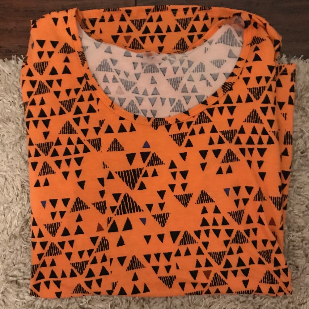 LuLaRoe Classic T