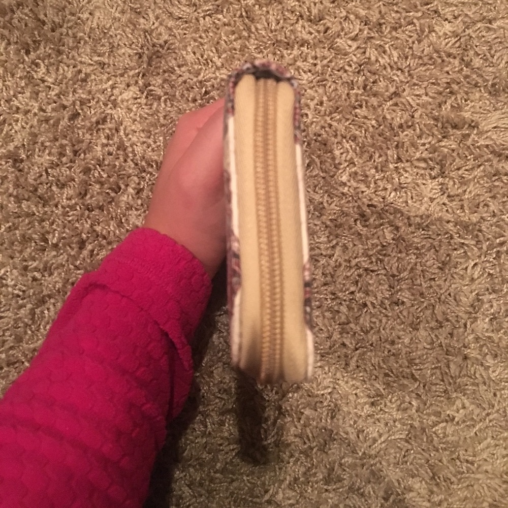 Elephant Wallet - Picture 4 of 4