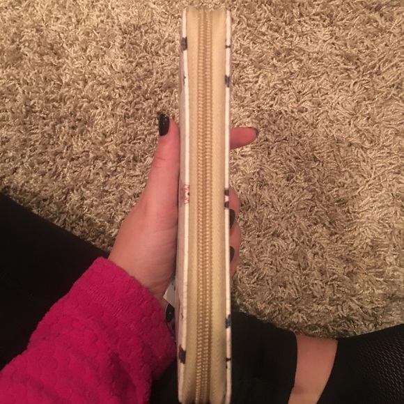 Elephant Wallet - Picture 3 of 4