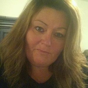 Meet your Posher, Deb