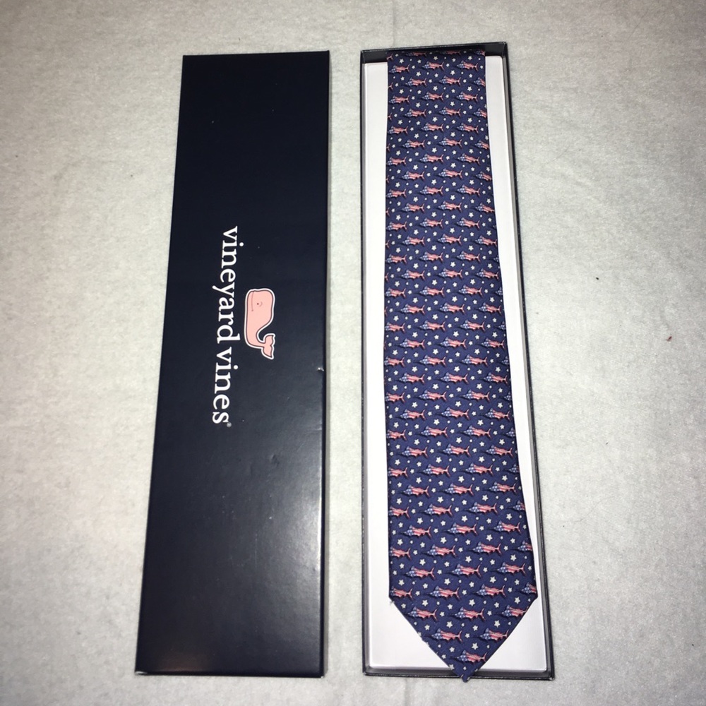 Vineyard Vines Tie