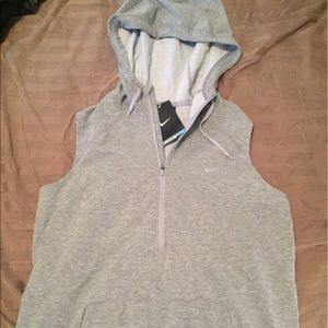 Women's Nike sweatshirt sleeveless pullover